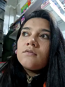 mia traveluxe online show from 12-05-25, 04:43