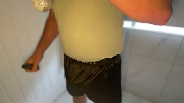 CloudyMuscleBeefy online show from 04-11-26, 10:30