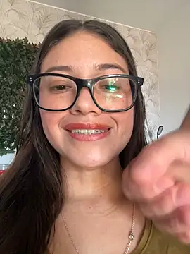 Snapshot of kate_rabittsex chatting on 02-26-25, 12:47 kate rabittsex online show from 02-26-25, 12:47