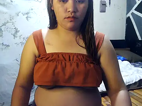 Pinaymiccah26 online show from 10-14-25, 06:36