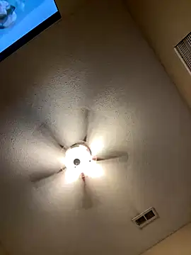 Snapshot of El_matatan_XD123 chatting on 09-09-25, 05:51 El matatan XD123 online show from 09-09-25, 05:51