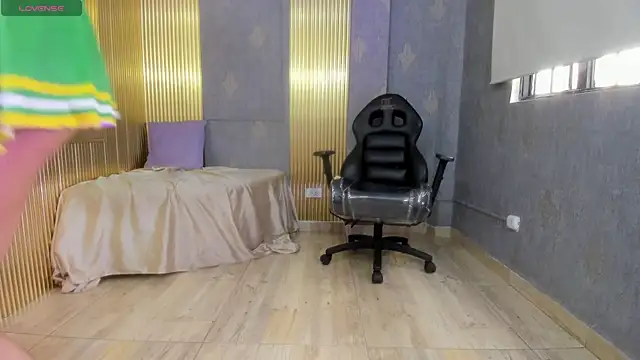 ocean tay online show from 12-19-25, 12:01