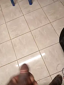 Snapshot of paptsimo chatting on 12-16-25, 03:44 paptsimo online show from 12-16-25, 03:44