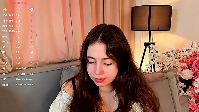 JulianaChapel online show from 09-15-25, 08:14