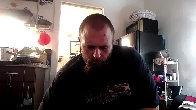 Snapshot of Thumper_ss chatting on 09-17-25, 05:58 Thumper ss online show from 09-17-25, 05:58