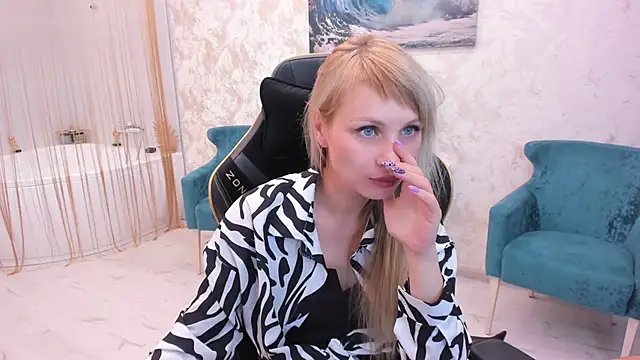 LindaSandy 1 online show from 09-15-25, 07:52