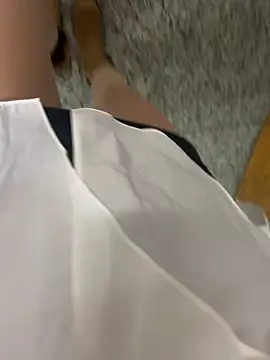 Snapshot of xiaoyuan01 chatting on 10-29-25, 06:59 xiaoyuan01 online show from 10-29-25, 06:59