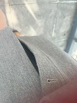 Snapshot of xiaoyuan01 chatting on 11-25-25, 02:11 xiaoyuan01 online show from 11-25-25, 02:11