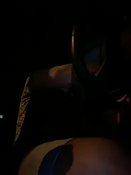 uto857 online show from 11-08-25, 04:01