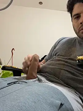 uto857 online show from 12-17-25, 09:32