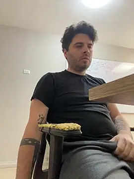 uto857 online show from 12-19-25, 06:48