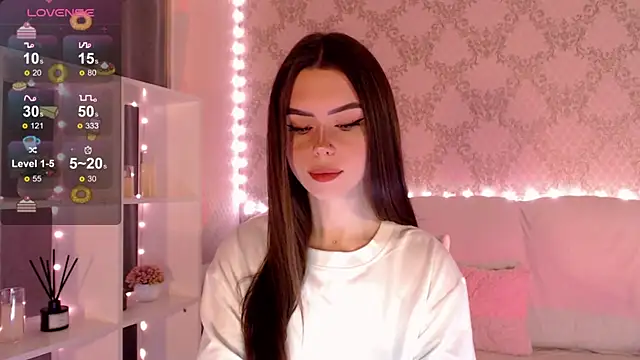 Snapshot of HolyMiax chatting on 09-12-25, 03:17 HolyMiax online show from 09-12-25, 03:17