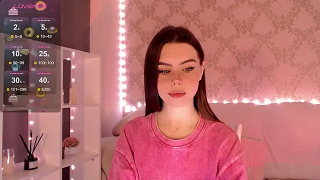 Snapshot of HolyMiax chatting on 09-22-25, 03:19 HolyMiax online show from 09-22-25, 03:19