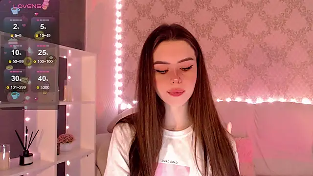 Snapshot of HolyMiax chatting on 09-27-25, 03:11 HolyMiax online show from 09-27-25, 03:11