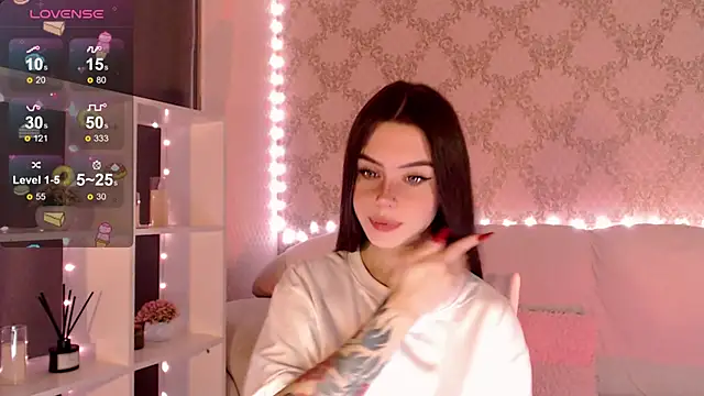 Snapshot of HolyMiax chatting on 10-04-25, 03:48 HolyMiax online show from 10-04-25, 03:48