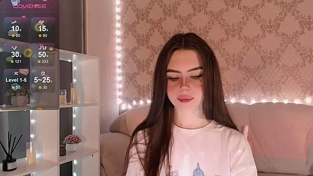 Snapshot of HolyMiax chatting on 11-22-25, 03:16 HolyMiax online show from 11-22-25, 03:16