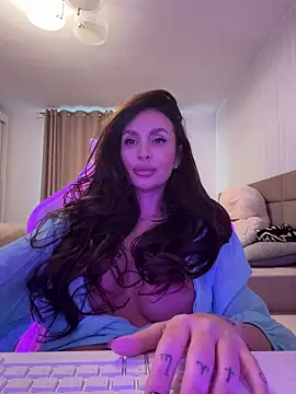 LunaBex online show from 11-15-25, 07:16