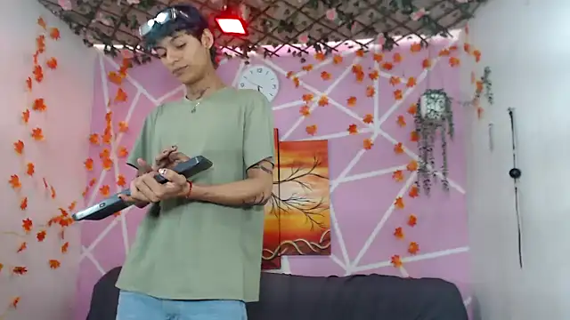 Bastian boyshot77 online show from 10-05-25, 07:45