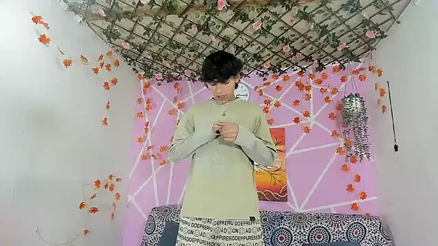 Bastian boyshot77 online show from 12-17-25, 02:12