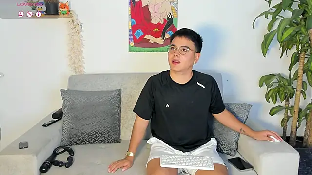 Young Ben online show from 10-08-25, 12:30