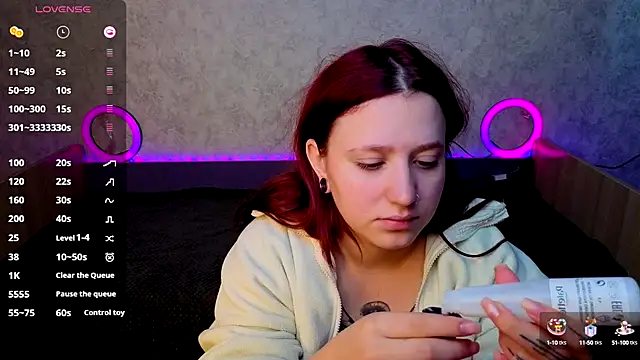 Mini Lady1 online show from 10-04-25, 09:29