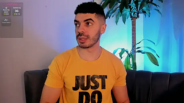 AxelThompson  online show from 12-14-25, 11:15