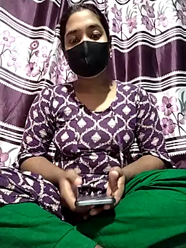 Snapshot of Rubaiya1 chatting on 11-01-25, 09:28 Rubaiya1 online show from 11-01-25, 09:28