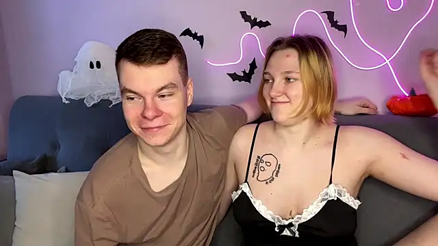 julielourens online show from 11-02-25, 08:06