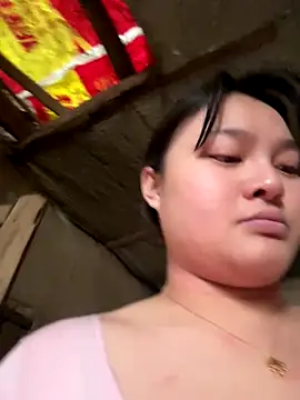 Snapshot of chenyu0308 chatting on 11-04-25, 04:11 chenyu0308 online show from 11-04-25, 04:11