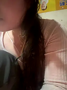 Snapshot of chenyu0308 chatting on 12-01-25, 03:33 chenyu0308 online show from 12-01-25, 03:33