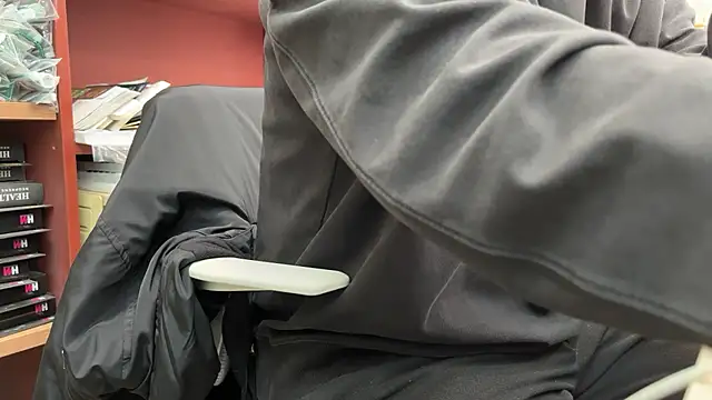 suwonsub online show from 11-12-25, 01:50