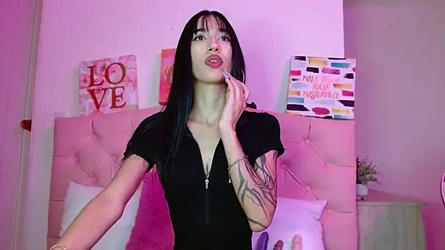 London Sophia19 online show from 09-28-25, 03:12