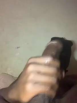 Snapshot of xgeee chatting on 10-08-25, 01:09 xgeee online show from 10-08-25, 01:09