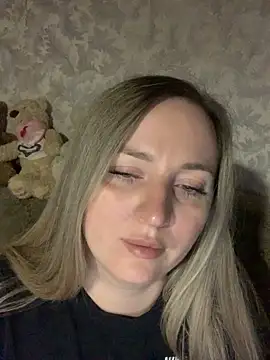 hotsteacher online show from 10-18-25, 10:54