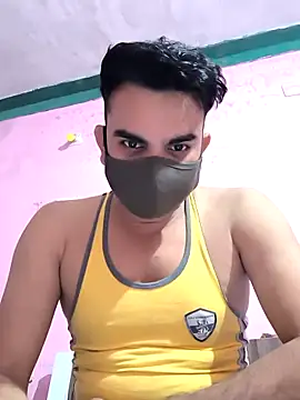 Snapshot of Riyansh_mehta chatting on 10-19-25, 05:24 Riyansh mehta online show from 10-19-25, 05:24