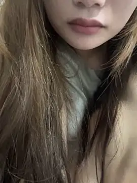 uulove521 online show from 10-22-25, 06:51