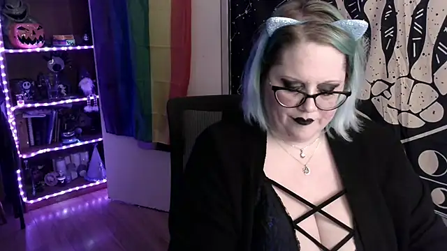 Kinky Witch online show from 01-15-26, 04:50