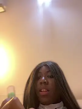 Snapshot of Alexia_24 chatting on 01-15-26, 08:23 Alexia 24 online show from 01-15-26, 08:23