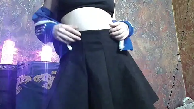 Susie su online show from 10-20-25, 01:11