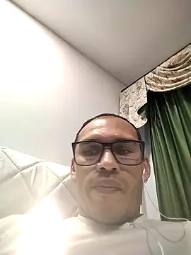 DOBLEWYOSK69G online show from 02-28-26, 11:28