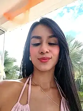 Snapshot of Juliana_Xander chatting on 11-06-25, 02:29 Juliana Xander online show from 11-06-25, 02:29