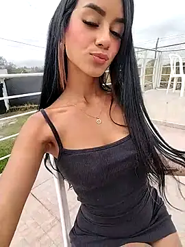 Snapshot of Juliana_Xander chatting on 11-26-25, 02:07 Juliana Xander online show from 11-26-25, 02:07