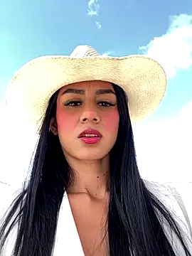 Snapshot of Juliana_Xander chatting on 12-15-25, 02:21 Juliana Xander online show from 12-15-25, 02:21