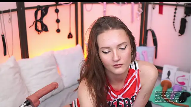 Snapshot of Olivia_WestSun chatting on 10-13-25, 05:29 Olivia WestSun online show from 10-13-25, 05:29