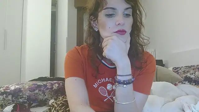 Snapshot of refem9 chatting on 09-20-25, 06:31 refem9 online show from 09-20-25, 06:31