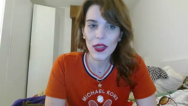 Snapshot of refem9 chatting on 09-26-25, 02:21 refem9 online show from 09-26-25, 02:21