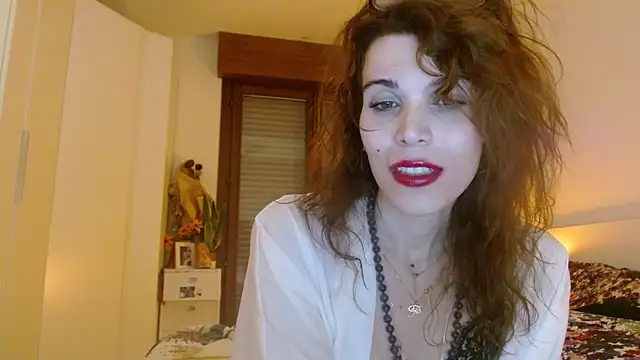 Snapshot of refem9 chatting on 10-26-25, 07:09 refem9 online show from 10-26-25, 07:09