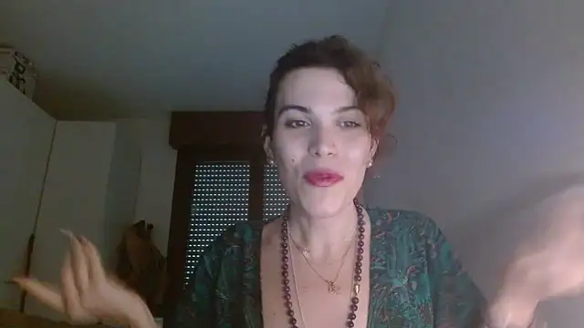 Snapshot of refem9 chatting on 11-04-25, 06:01 refem9 online show from 11-04-25, 06:01