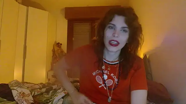 Snapshot of refem9 chatting on 11-09-25, 04:16 refem9 online show from 11-09-25, 04:16