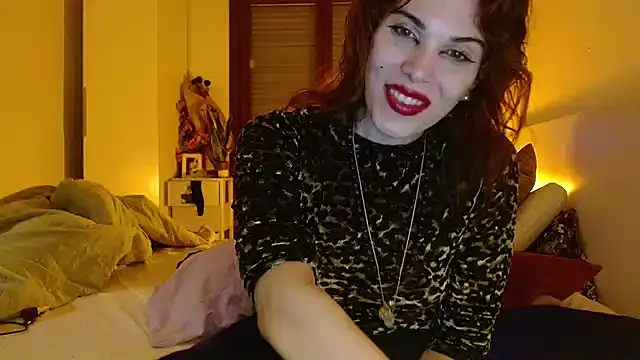 Snapshot of refem9 chatting on 11-12-25, 05:13 refem9 online show from 11-12-25, 05:13